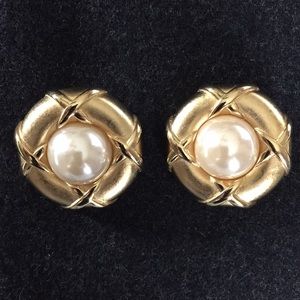 ERWIN PEARL Vintage Faux Pearl Earrings